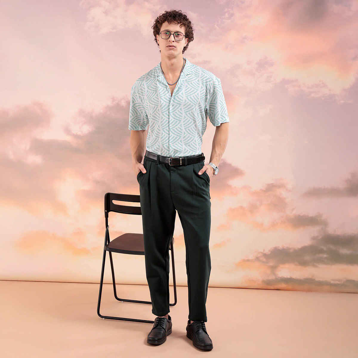 The Indian Garage Co Men's Relaxed Fit Art Deco Resort Half Sleeve Shirt | Green - M