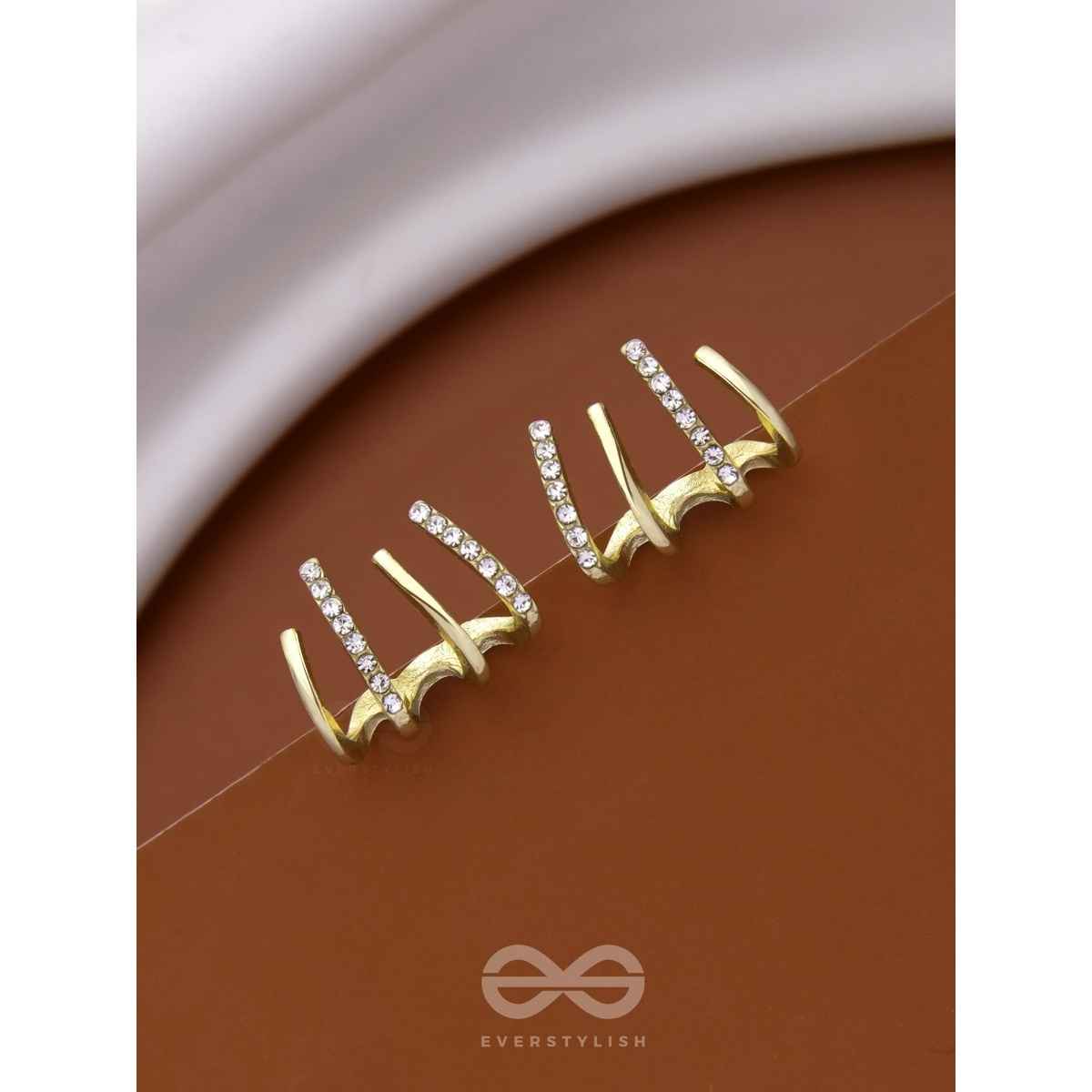 Everstylish Claws of Destiny - Golden Stud Earrings