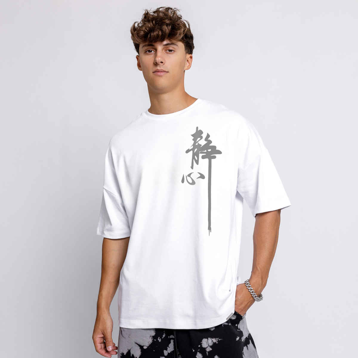 De Tees Men's Oversize T-shirt | M-OST-WHITE-CHINESE | White - XL