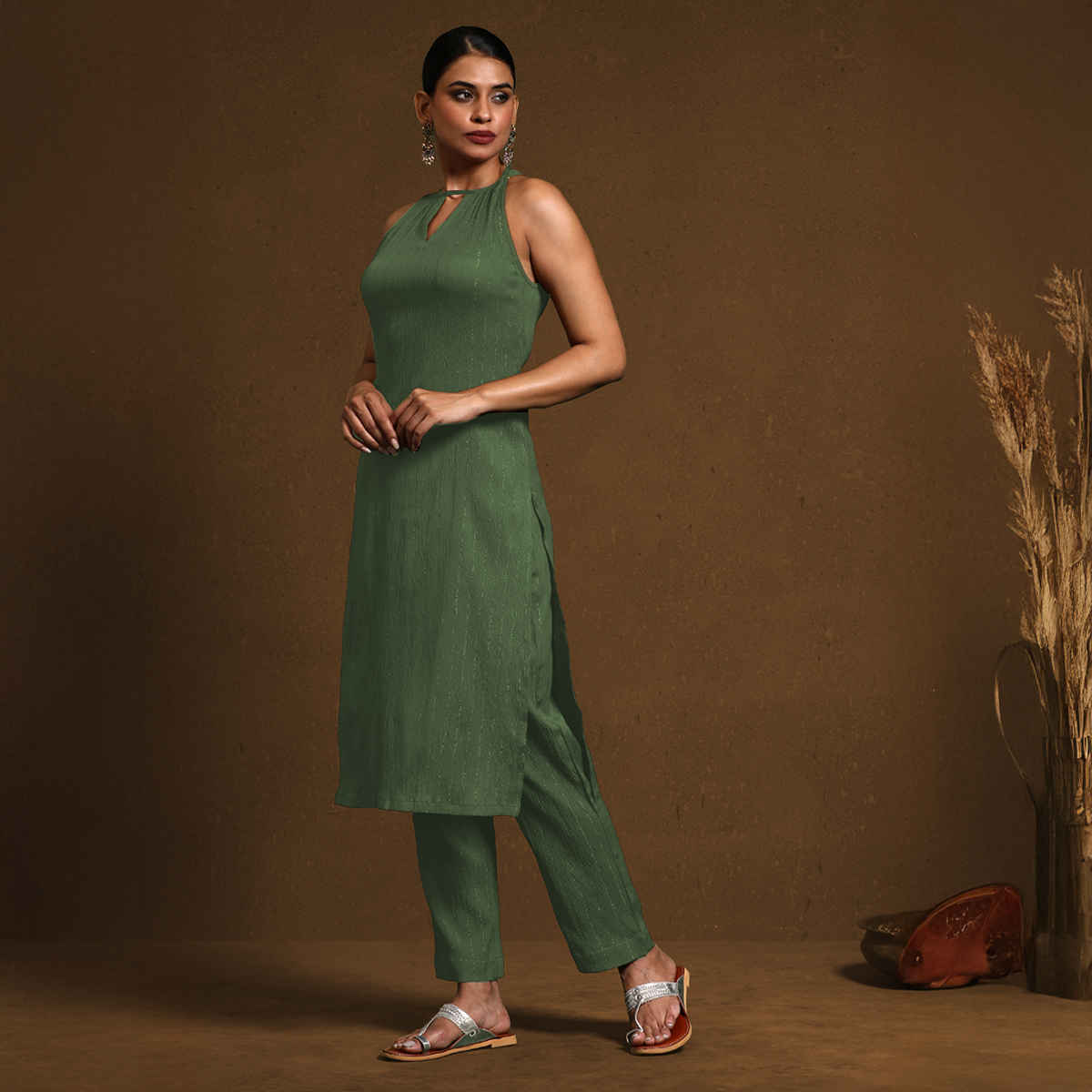 Varanga Women's Solid Halter Neck Kurta Set | Green - L