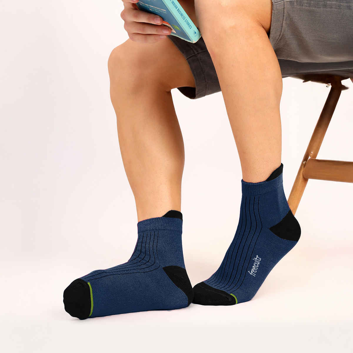 Freecultr Unisex Solid Cotton Blend Ankle Socks | Navy - Free Size