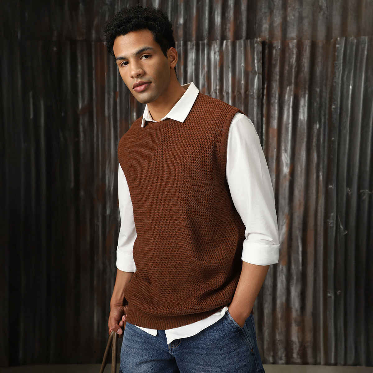 High Star Men's Sleeveless Round Neck Pullover Vest | Brown - M