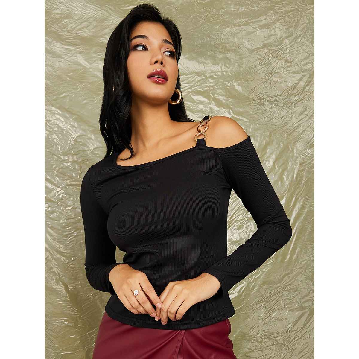 Styli Women's Fitted Knit Top | Asymmetric Neck, Ribbed Fabric and Chain Strap Detail | Black - S