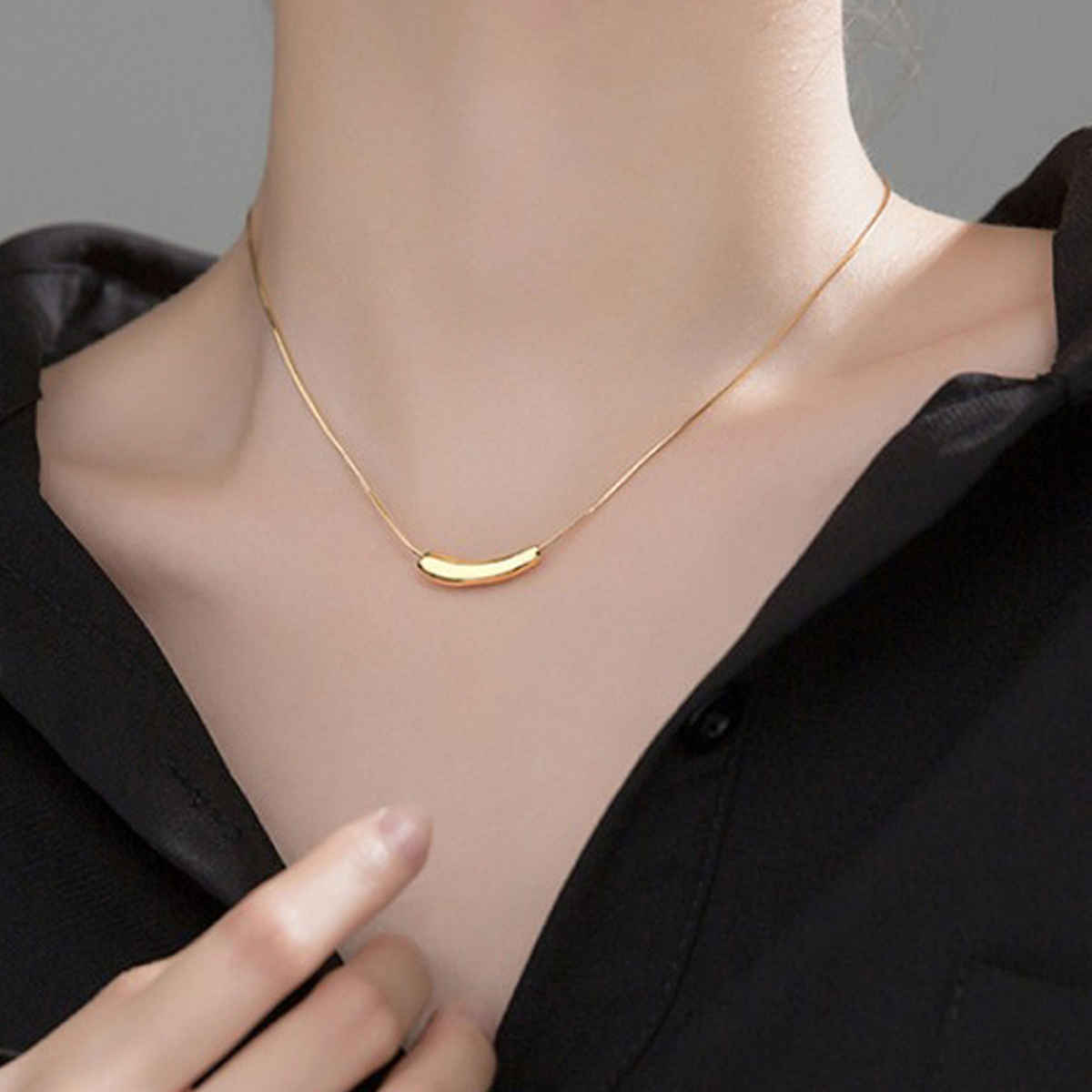 LabelShe Gold-Plated Minimalistic Teardrop Necklace | LS-NCK-67007