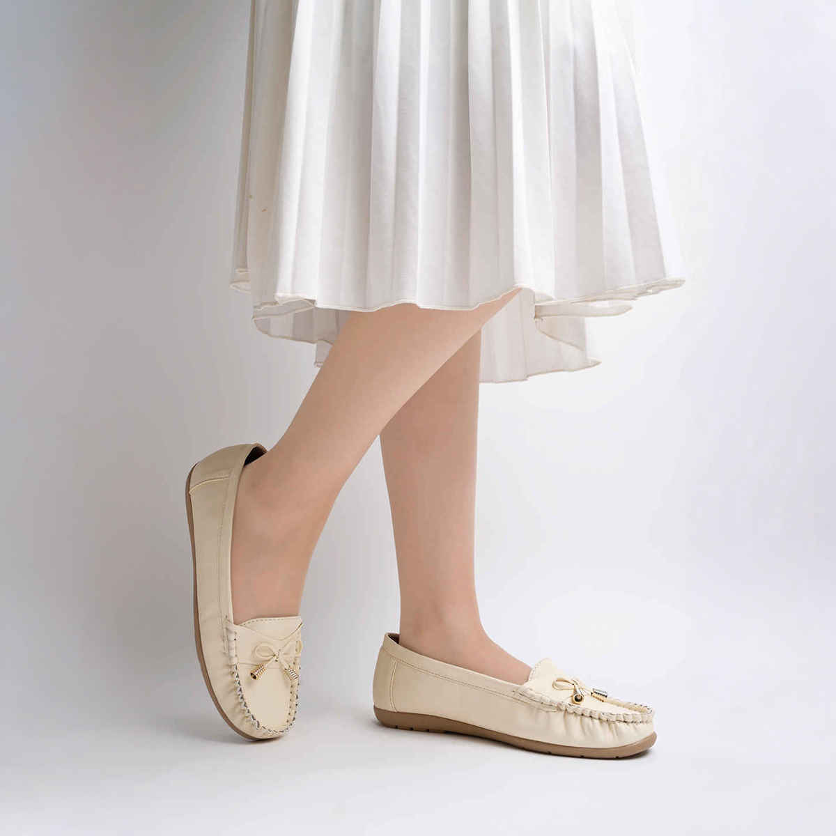 Shoetopia Women's Comfortable Loafers | Cream - UK 4