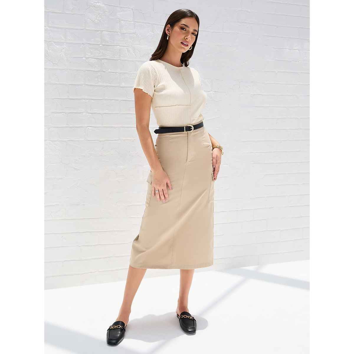 Styli Women's Regular Fit Ribbed T-shirt with Exposed Seam Detail | Beige - L