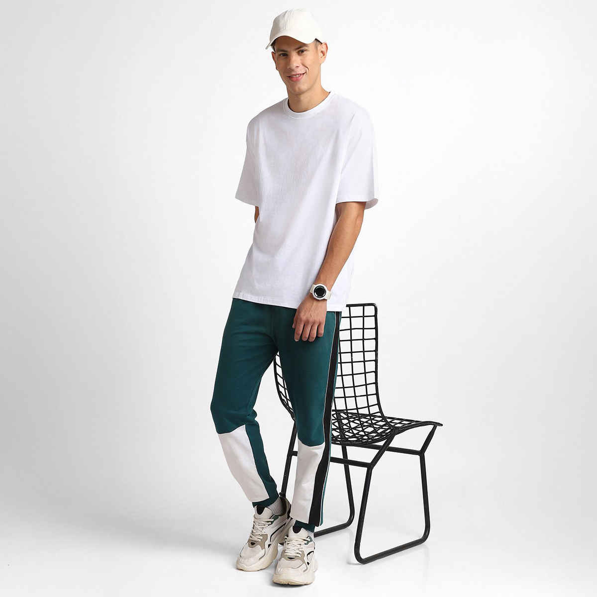 Nobero Men's Oversized Solid T-shirt | White - XL