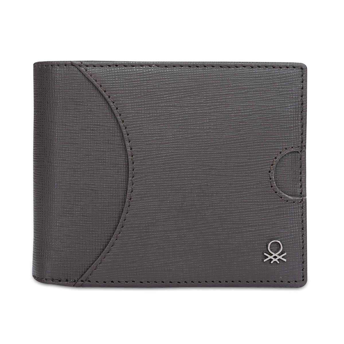 United Colors Of Benetton Men's Solid Leather Passcase Wallet | Black - One Size