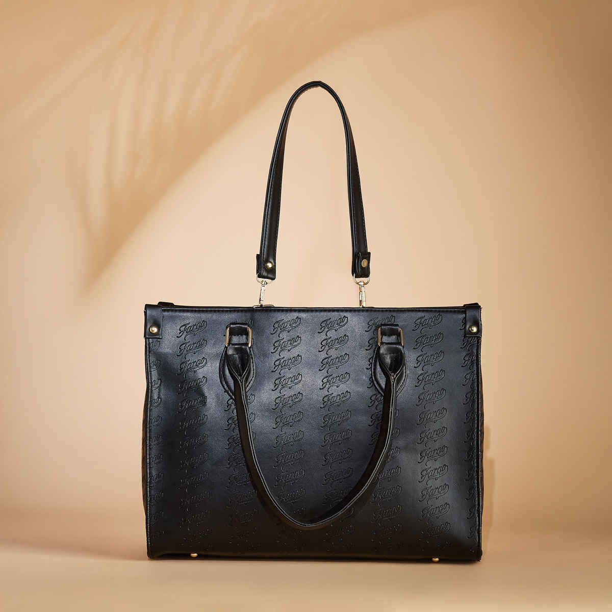 Fargo Women's Trendy Handbag | Black