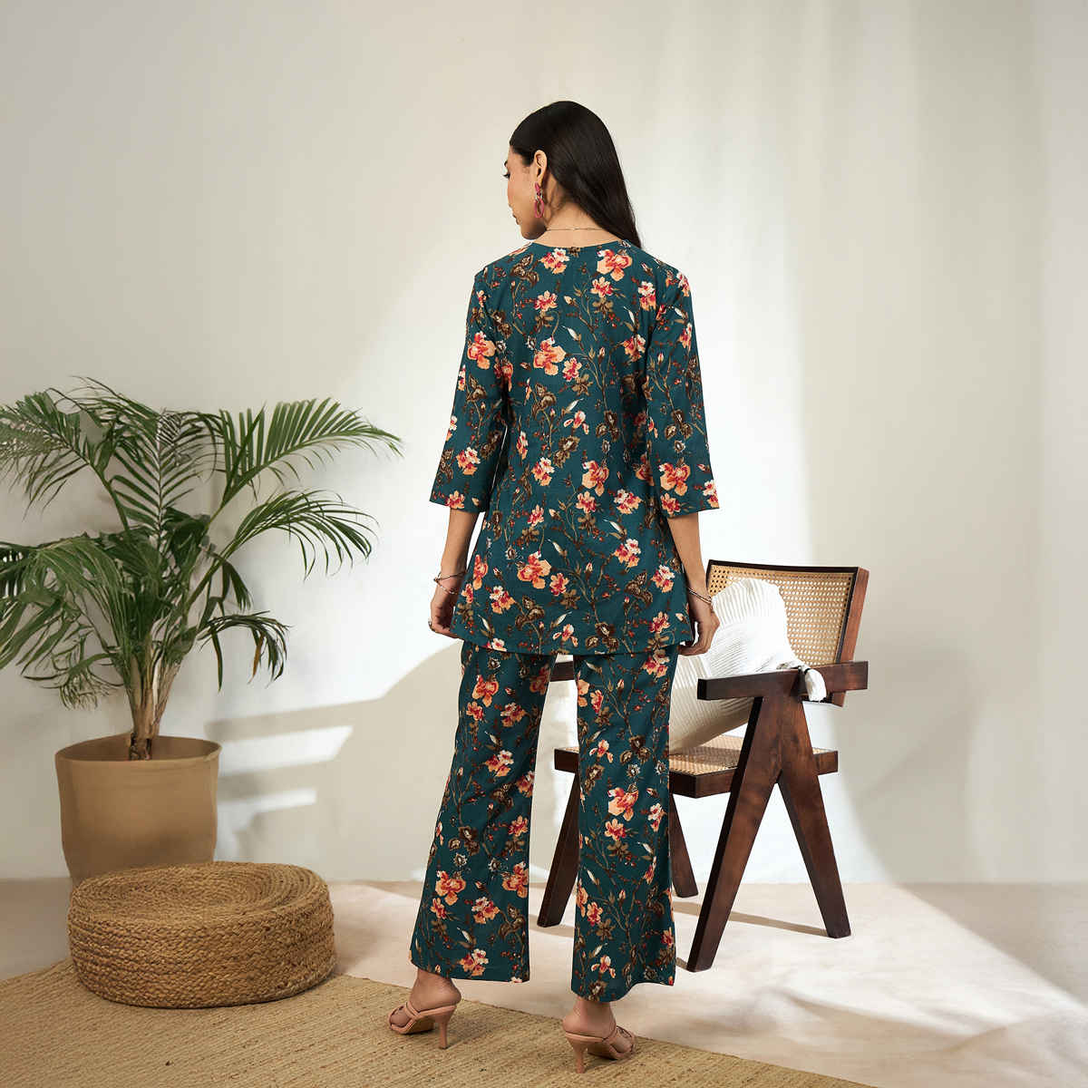 Bandia Women's Floral Printed Lace Embellished Co-Ords Set | Teal - M