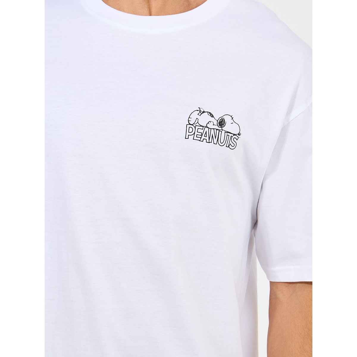 Styli Men's Oversized Tee with Snoopy Chest Graphic in Compact Jersey | White - M