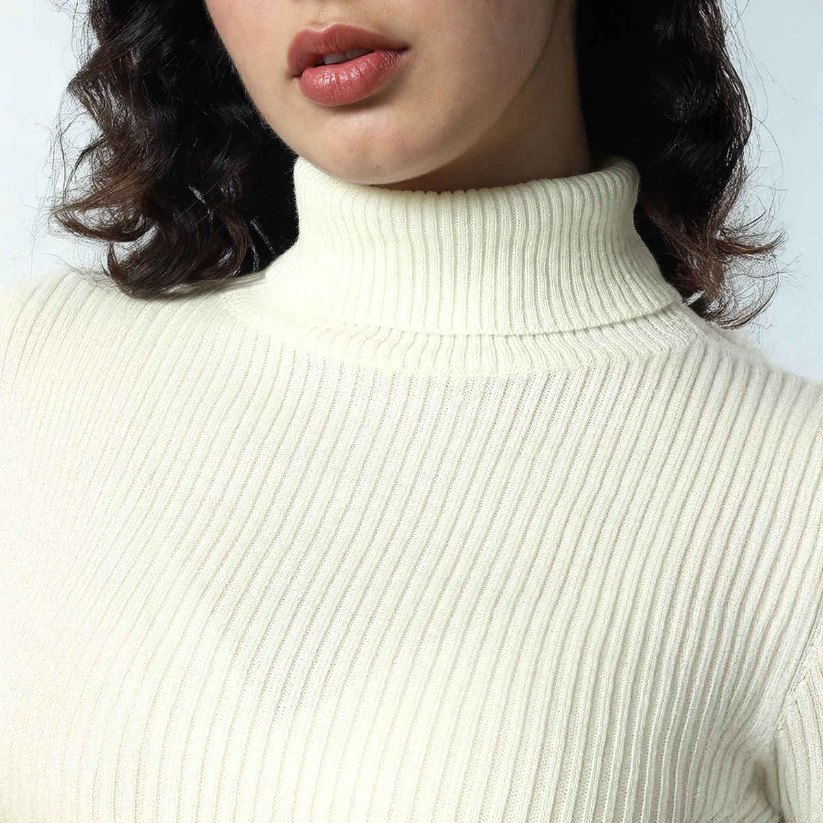 High Star Women's Ribbed Turtle Neck Long Sleeves Acrylic Pullover Sweater | White - XL