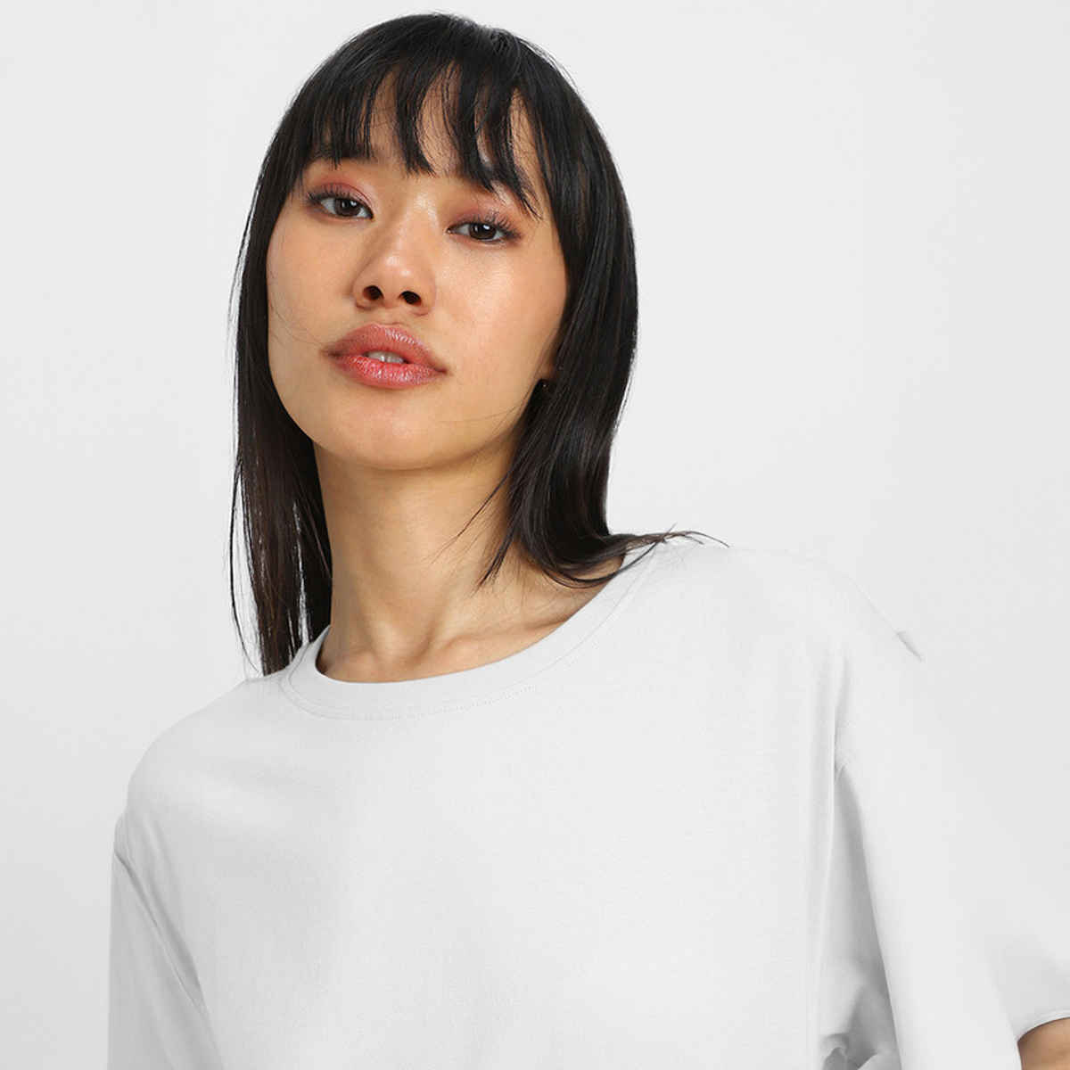 Juneberry White Oversized Fit Boyfriend T-shirt for Women - L