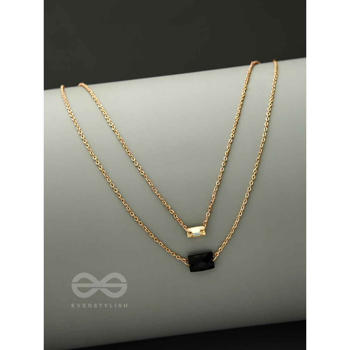 Everstylish The Dark Reflection- Golden Layered Necklace With Anti-Tarnish Coating
