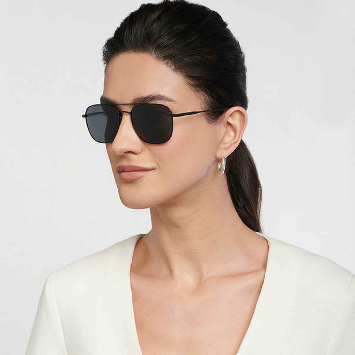 Vincent Chase By Lenskart Unisex Solid Plastic Square Sunglasses | Black and Grey - L