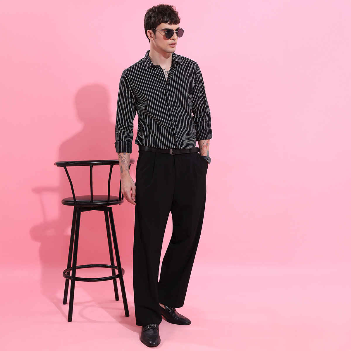 HIGHLANDER Striped Spread Collar Slim Fit Cotton Casual Shirt | Black - S