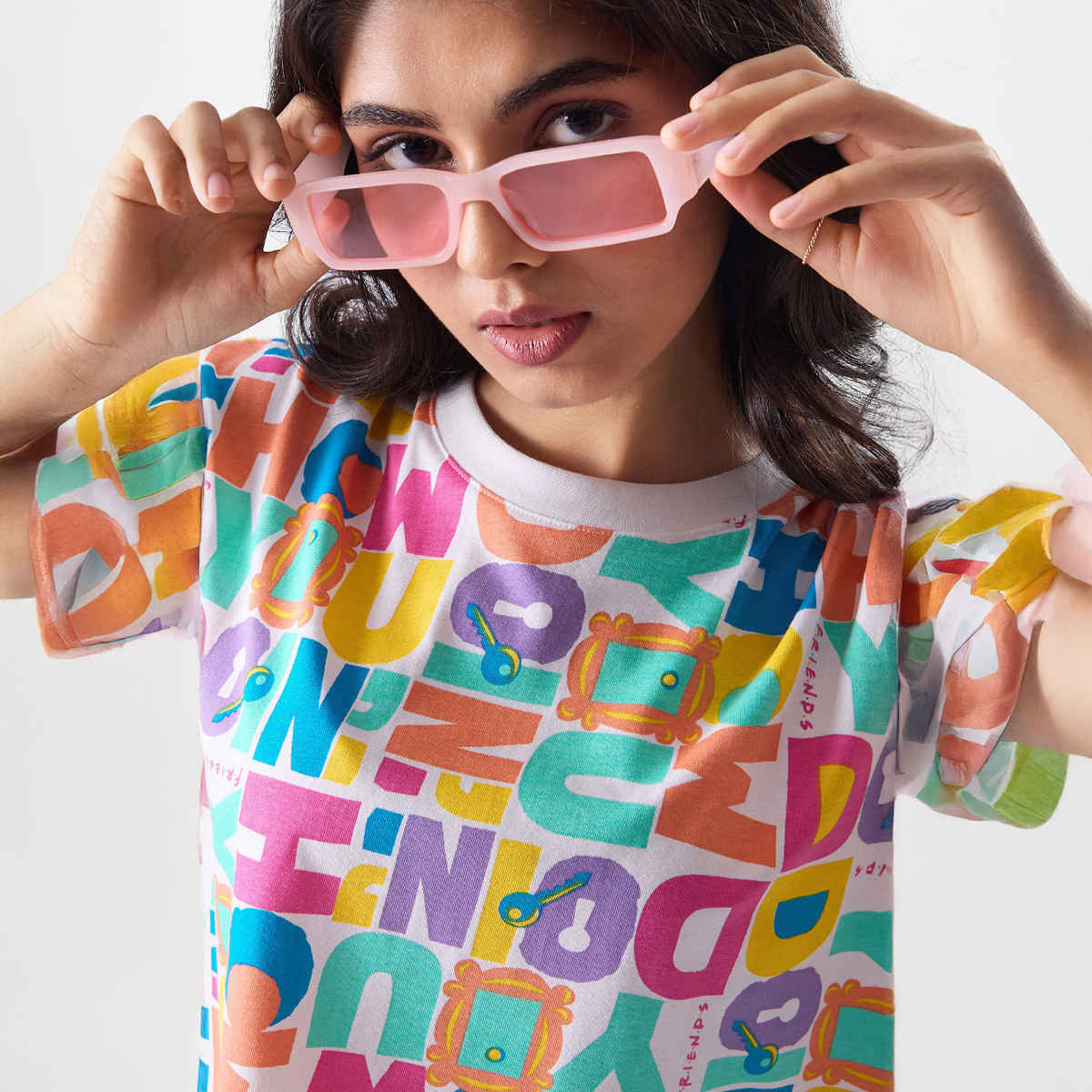 The Souled Store Women's F.R.I.E.N.D.S Doodle Oversized Cropped T-shirt | White - XS