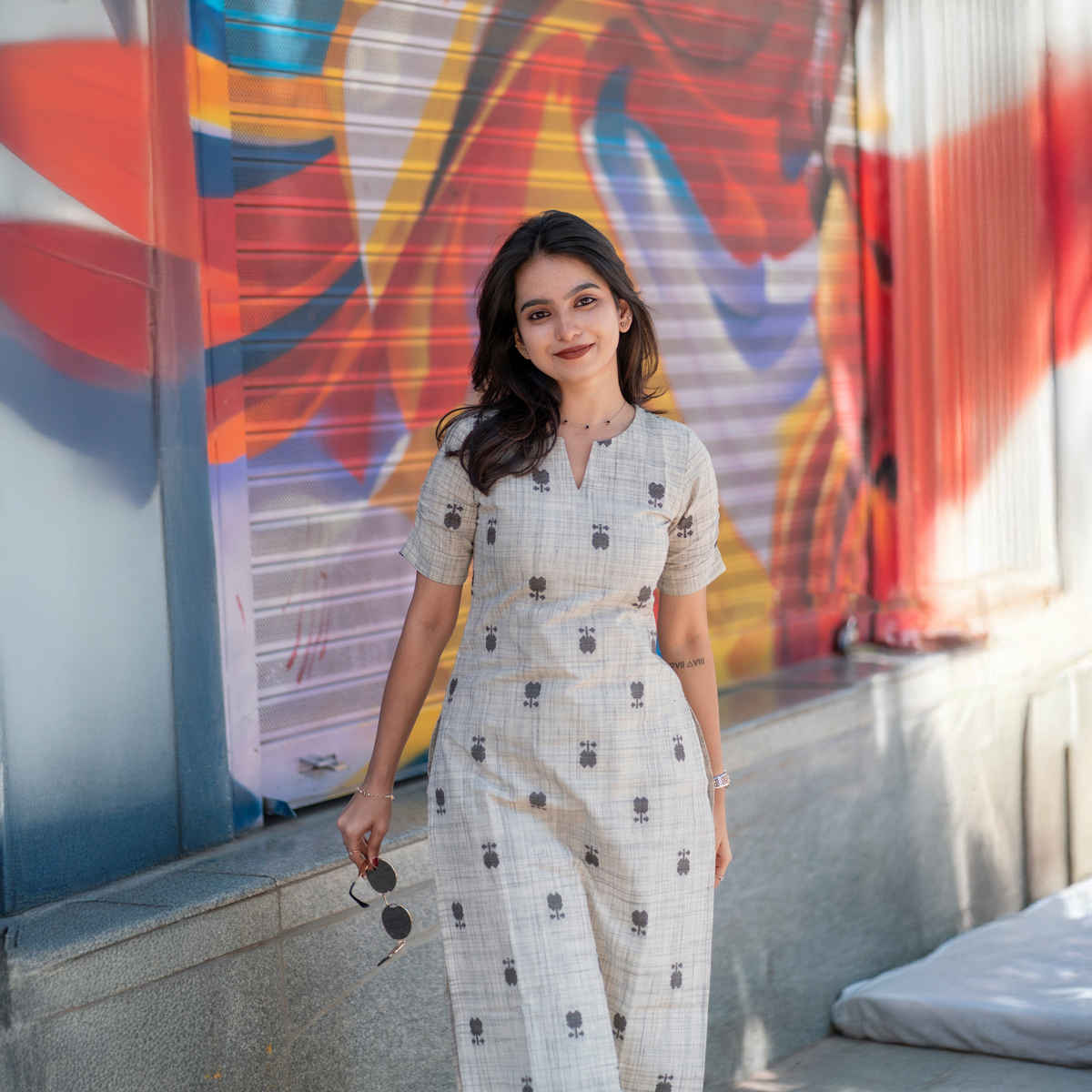 GoSriKi Women's Viscose Rayon Straight Printed Kurta with Pant | OCHI | White - M