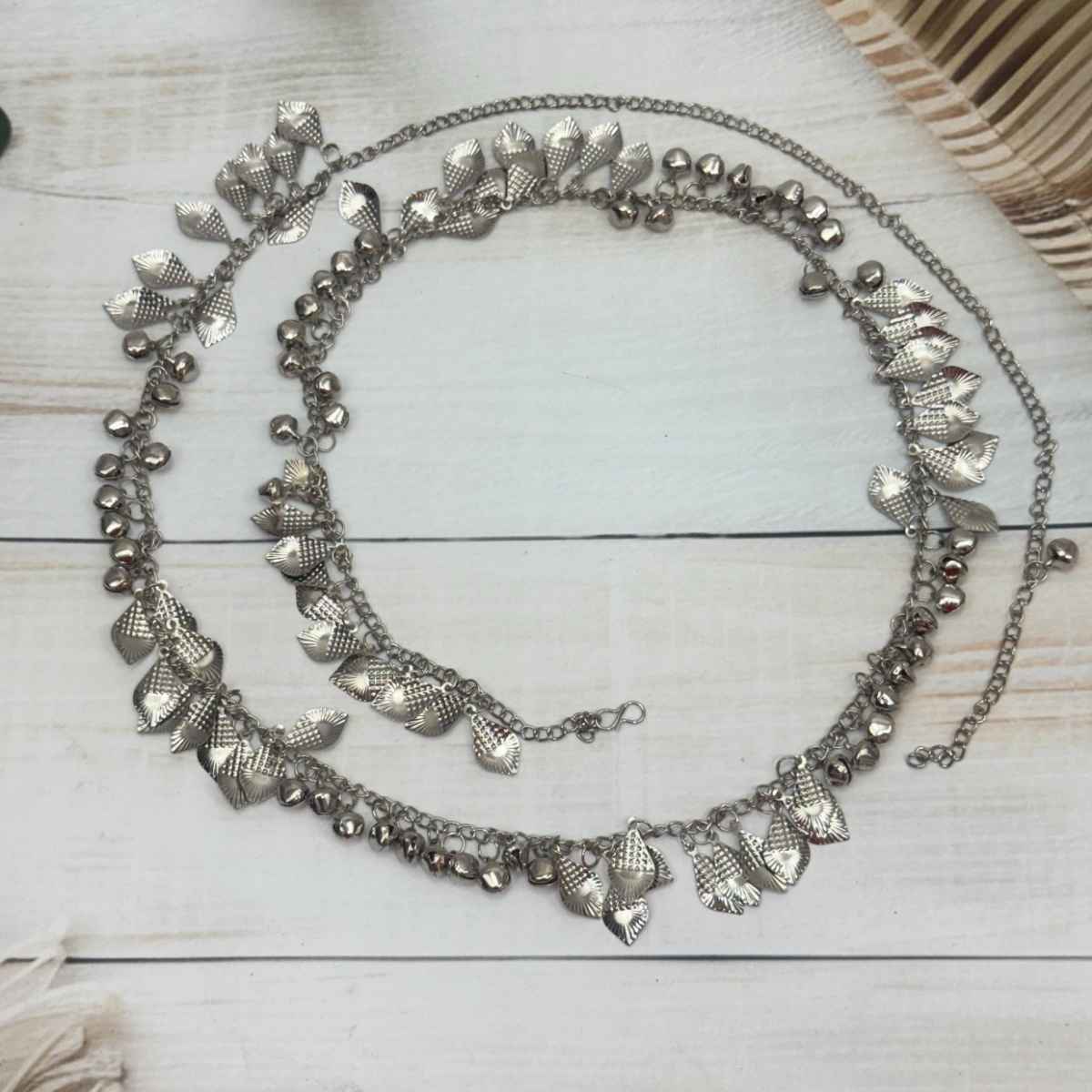 The Opal Factory Silver Oxidised Leaf Ghungroo Kamarband