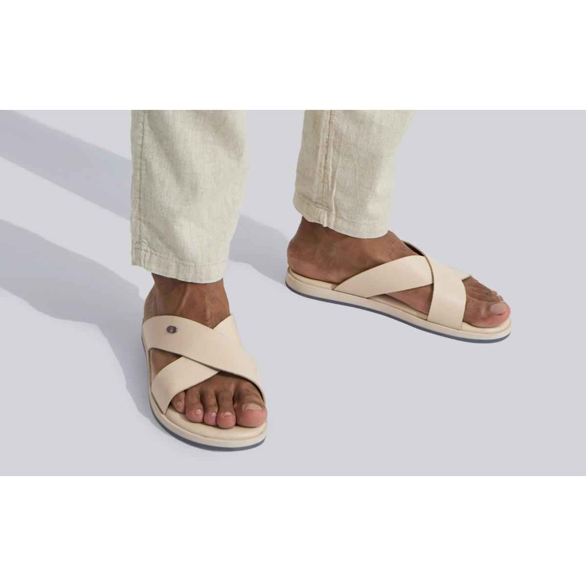 Neeman's Men's The Minimals Flips | Ivory - UK 8