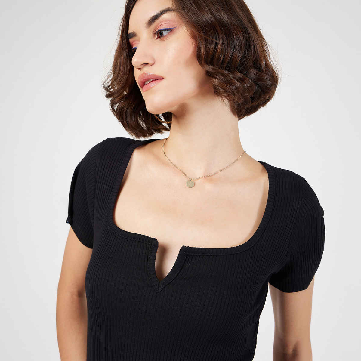 SASSAFRAS Women's Rib V-Neck Midi Dress | Black - M