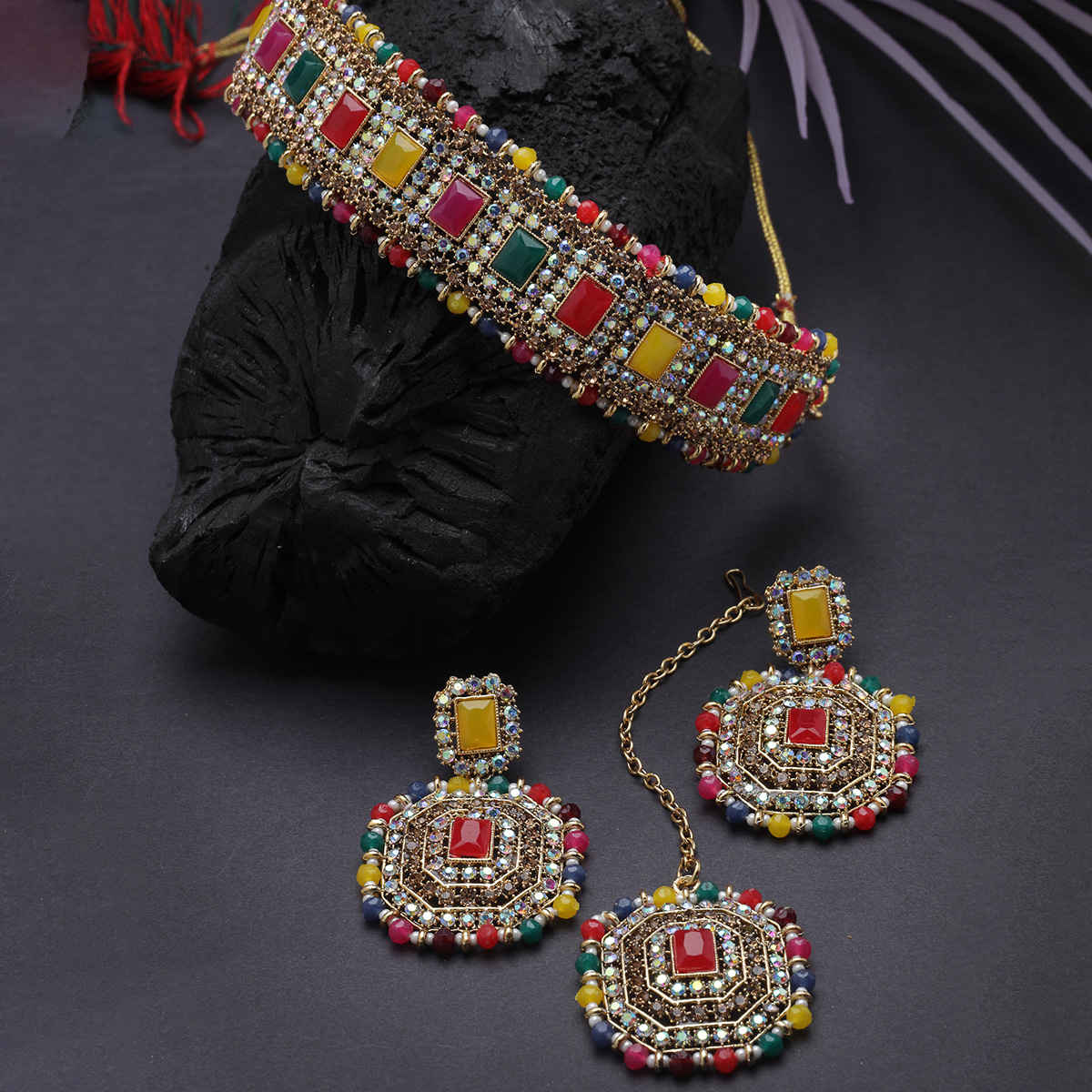 Sukkhi Exquisite Gold Plated Multi Kundan & Beads Studded Collar Necklace Set