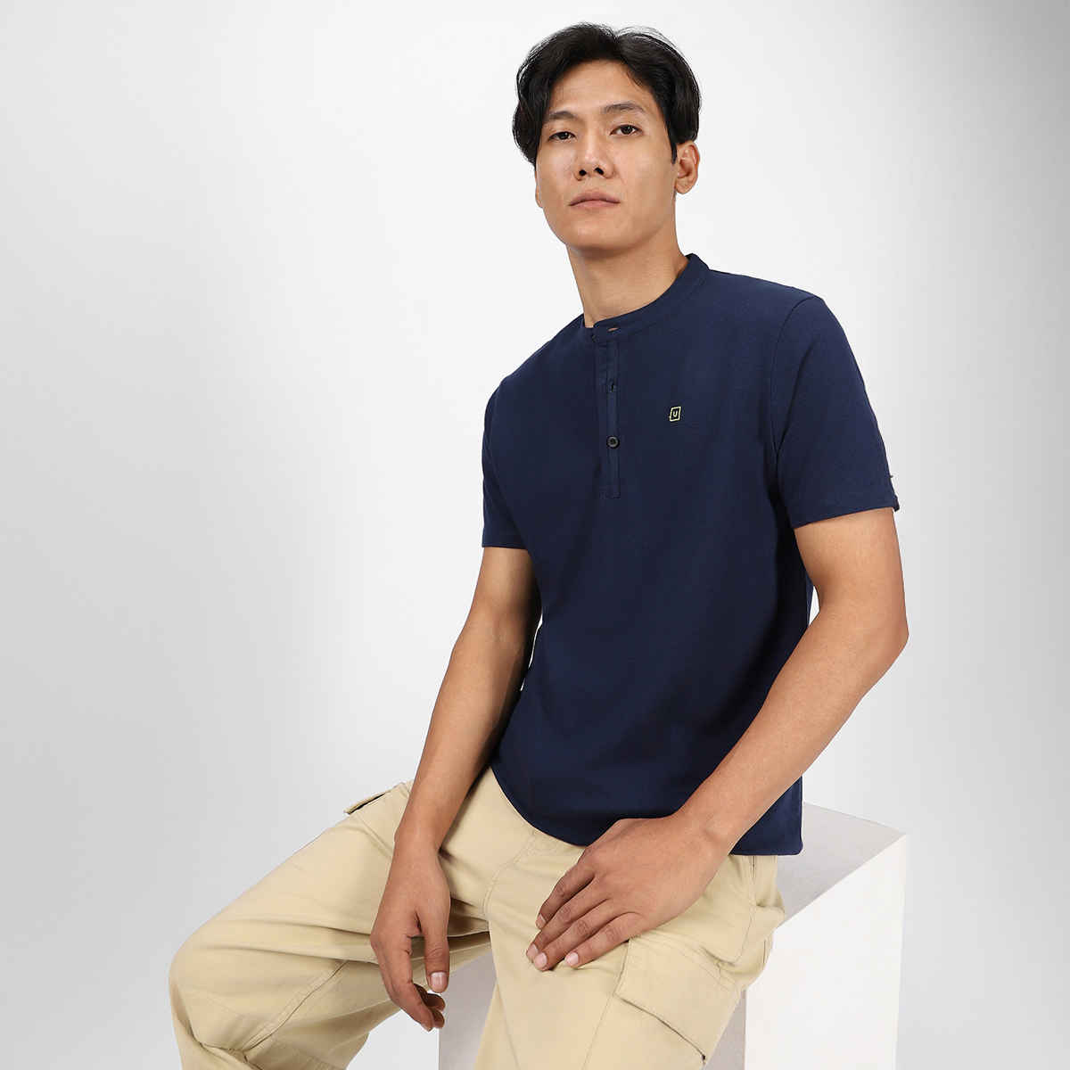 Urbano Fashion Men's Slim Fit Solid Mandarin Collar Cotton T-Shirt | Navy Blue - M