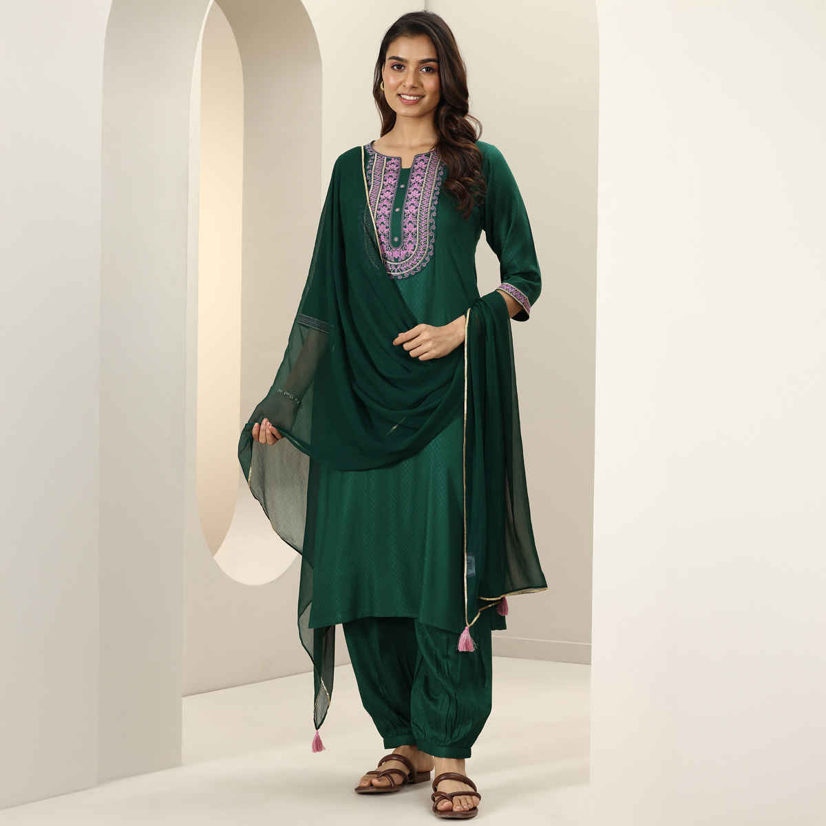 Libas Women's Self Design Rayon Straight Suit Sets With Dupatta | 400527 | Green - XL