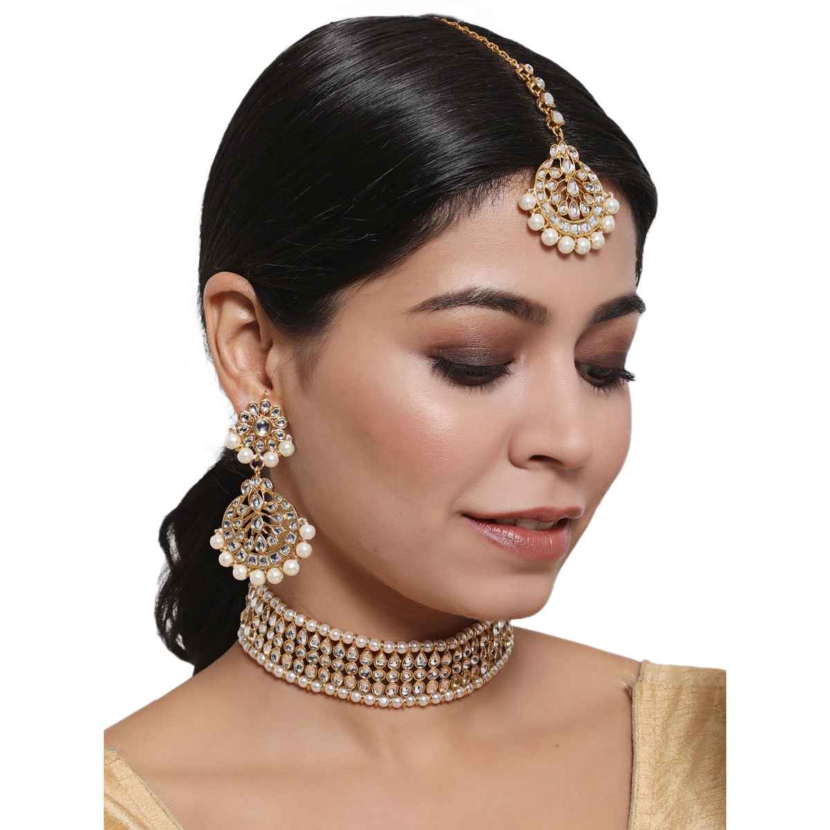 Aatmana Gold-Toned Kundan & Pearl Jewellery Set