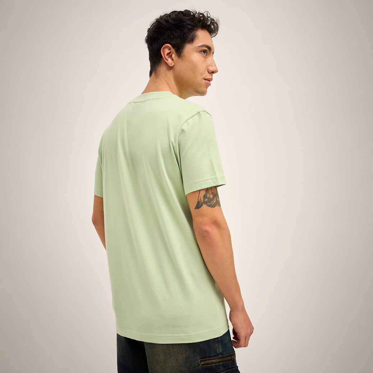 The Bear House Men Relax Fit Solid T-shirt - Xingu | Green | L