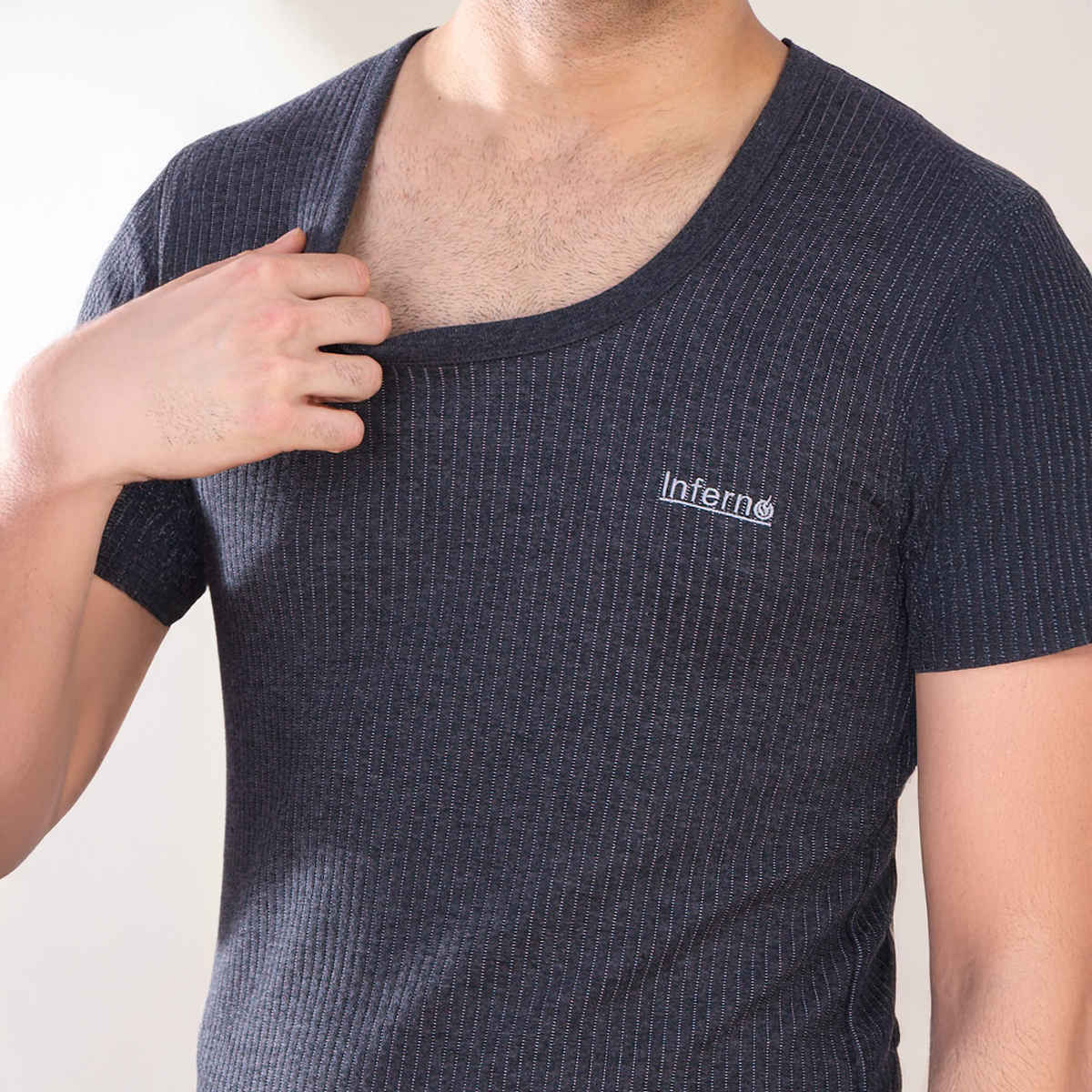 Lux Inferno Round Neck Full Sleeve Thermal Top For Men - Charcoal - 80 | Size - S