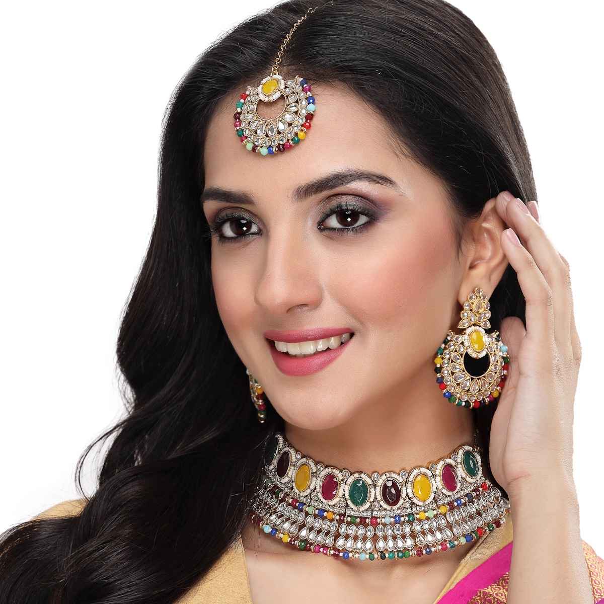 Sukkhi Trendstting Gold Plated Multi Kundan & Beads Studded Choker Necklace Set