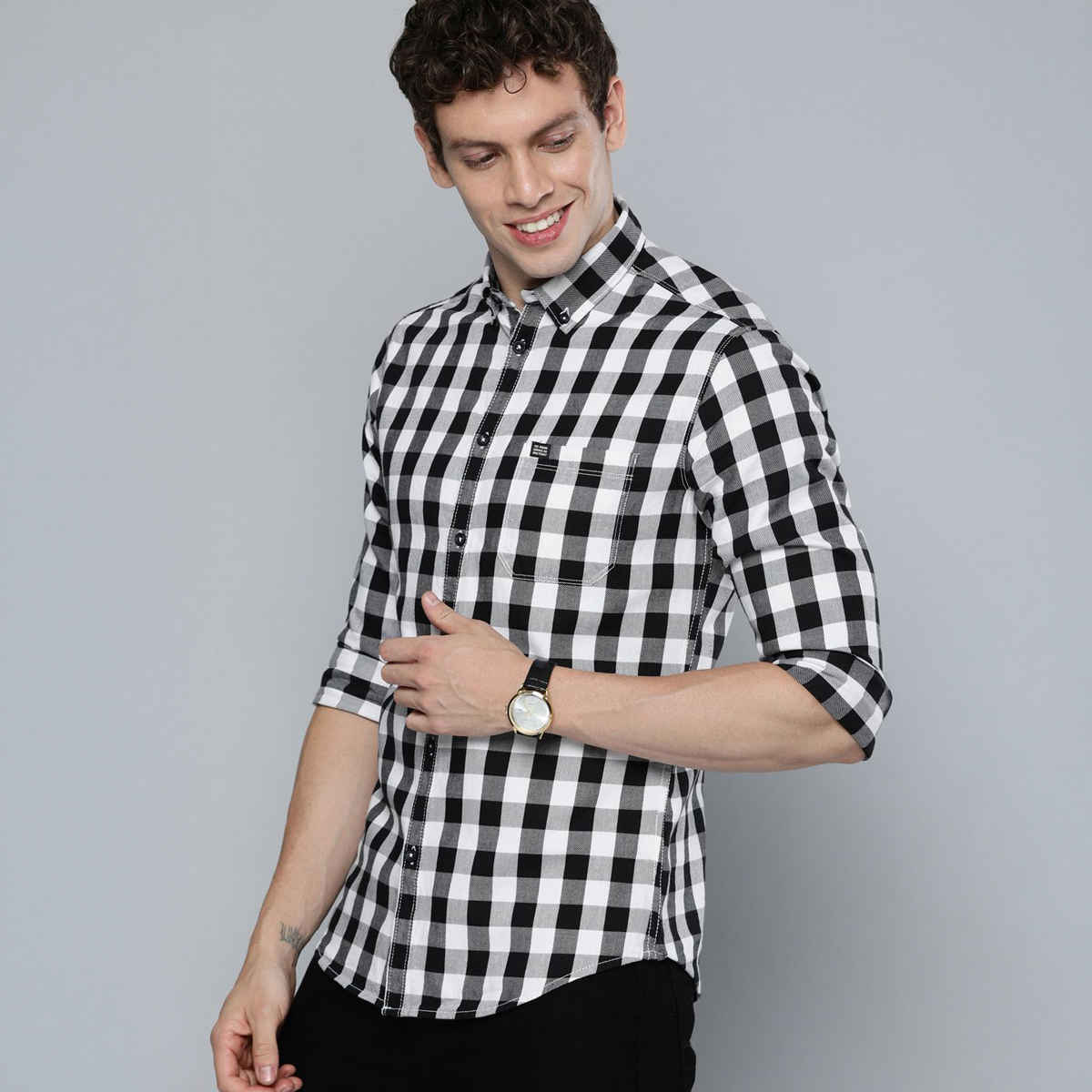 The Indian Garage Co Men's Slim Fit Checkered Casual Shirt | White - L