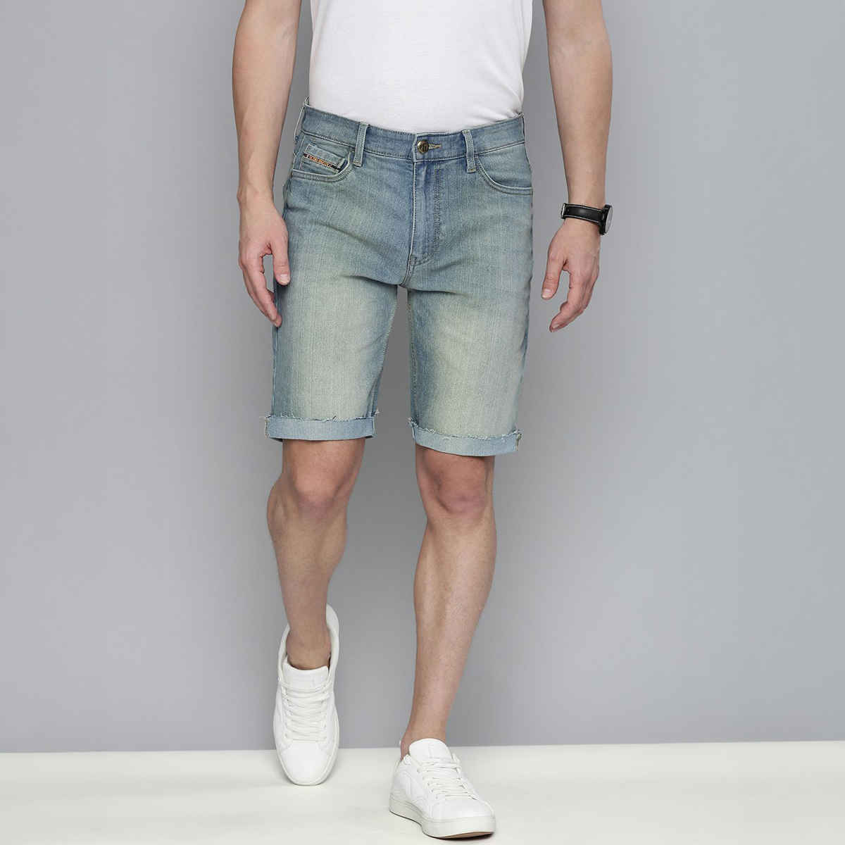 The Indian Garage Co Men's Slim Fit Solid Casual Shorts | Blue - 28