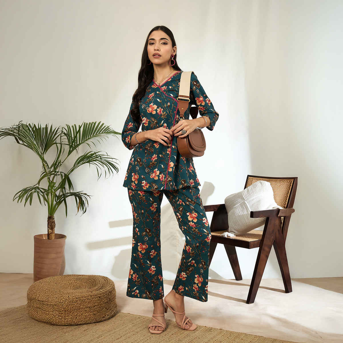 Bandia Women's Floral Printed Lace Embellished Co-Ords Set | Teal - M