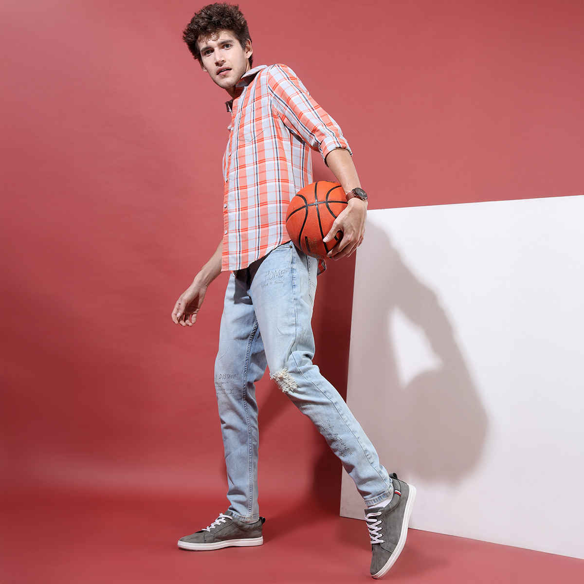HIGHLANDER Men's Slim Fit Checked Shirt | Orange and Grey - M