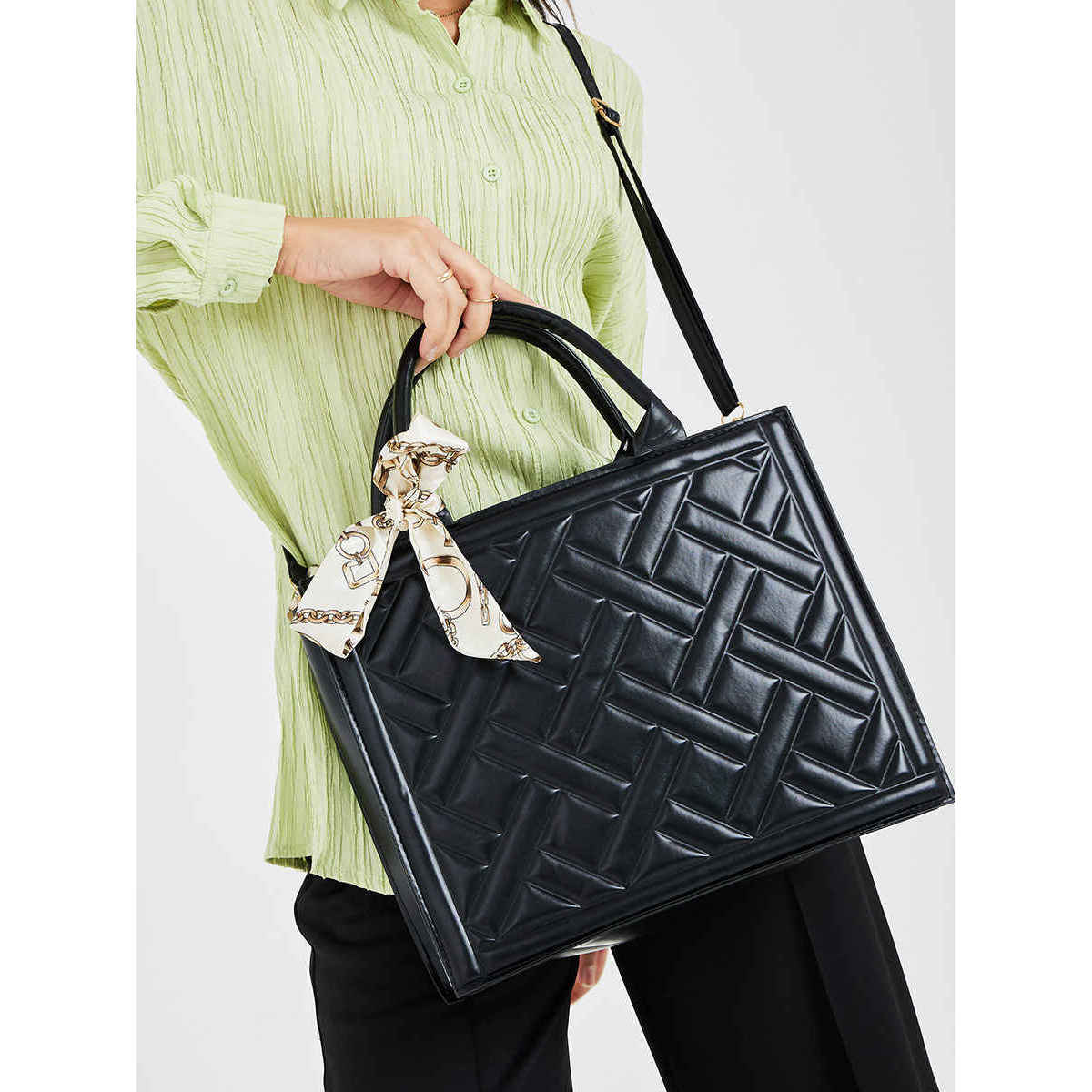 Styli Women's Black Quilted Tote Bag With Tie Up Ribbon Detail