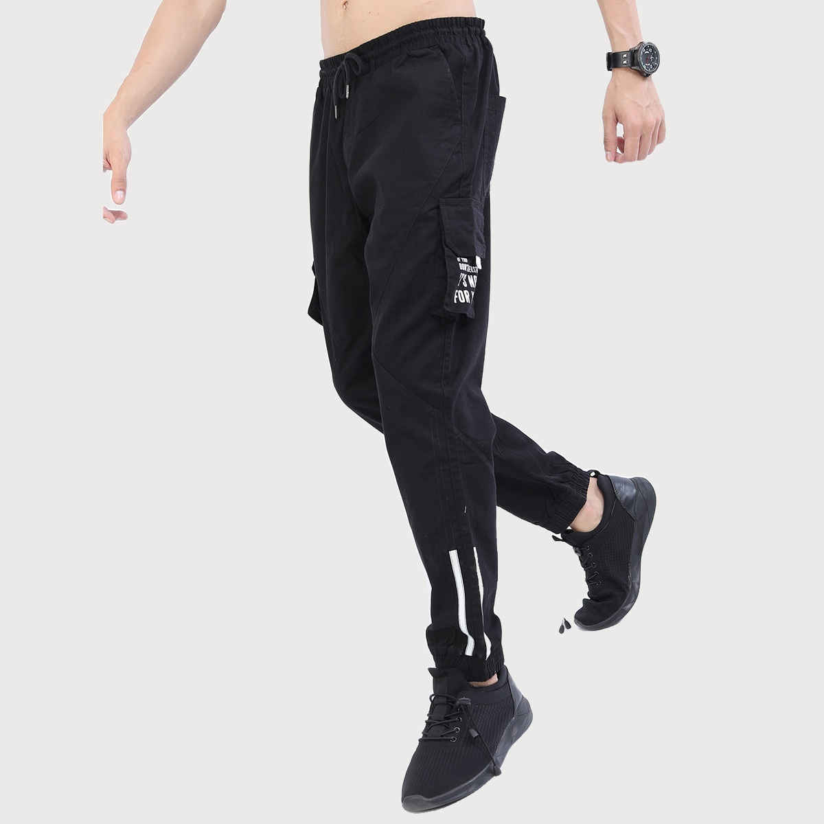 Ketch Men Black Printed Jogger Trouser | Black | 32