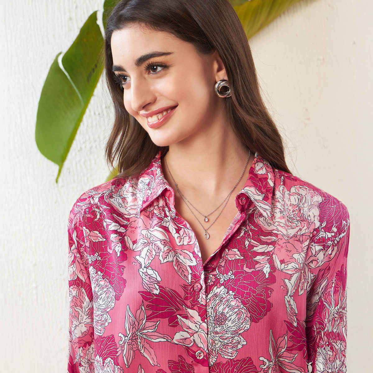 SASSAFRAS Women's Floral Oversize Shirt | Pink - L