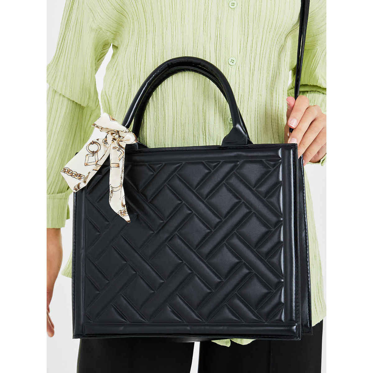 Styli Women's Black Quilted Tote Bag With Tie Up Ribbon Detail