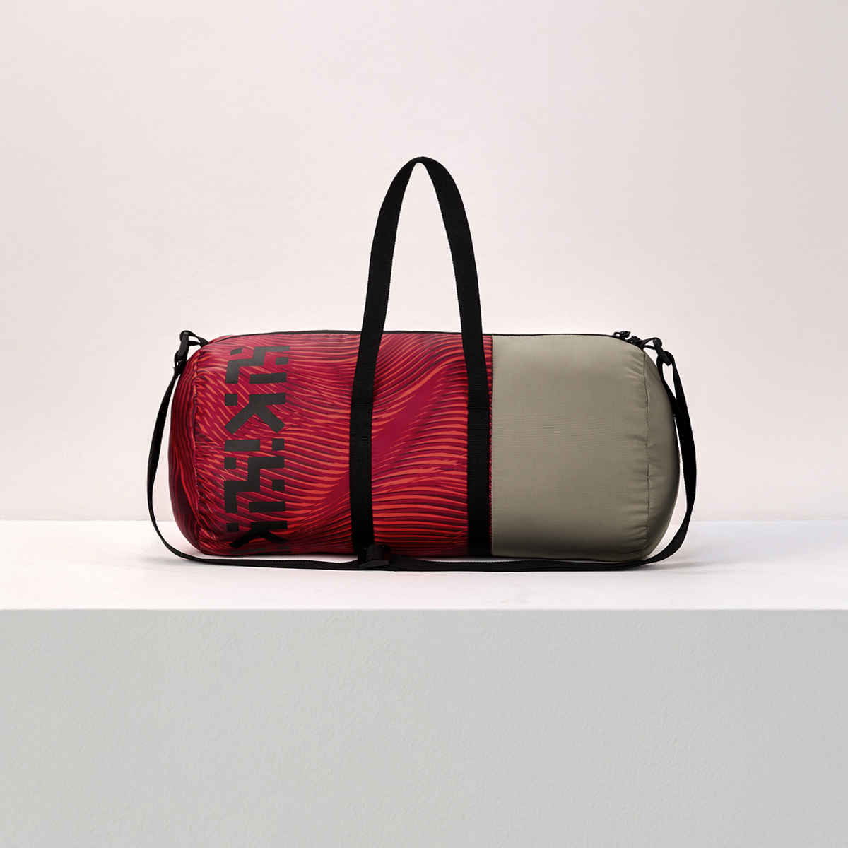 Wildcraft Unisex Color Block Polyester Duffel Bag | Red and Beige - 23 cm