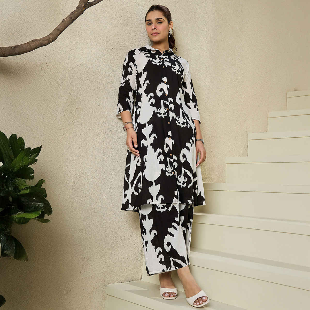 INDO ERA Women's Printed A-Line Kurta Pant set | CD0BK9661 | Black - XL