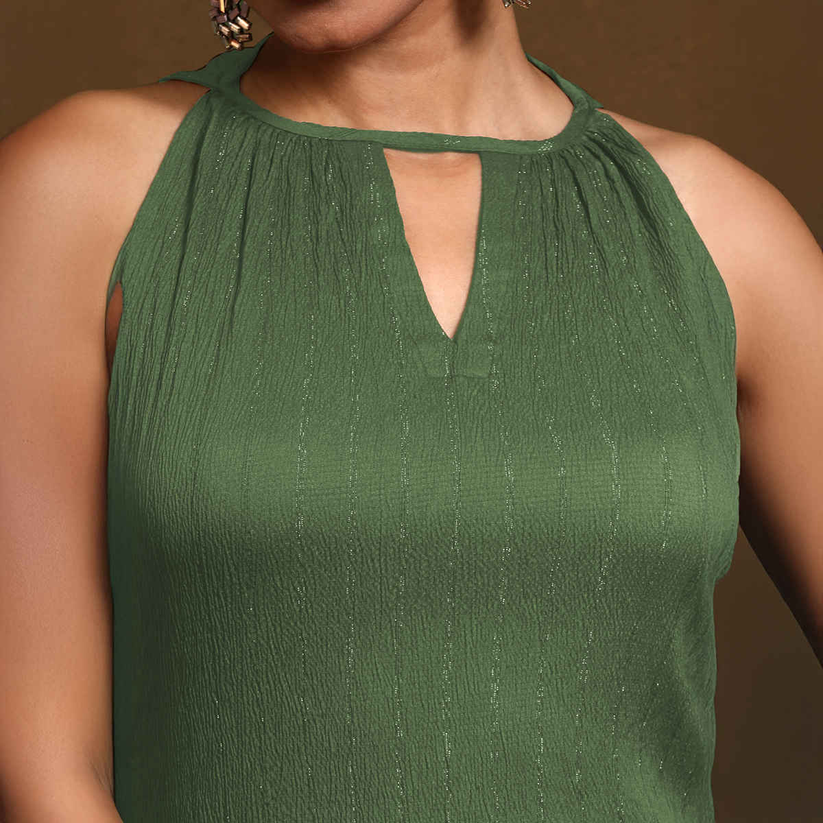 Varanga Women's Solid Halter Neck Kurta Set | Green - XL