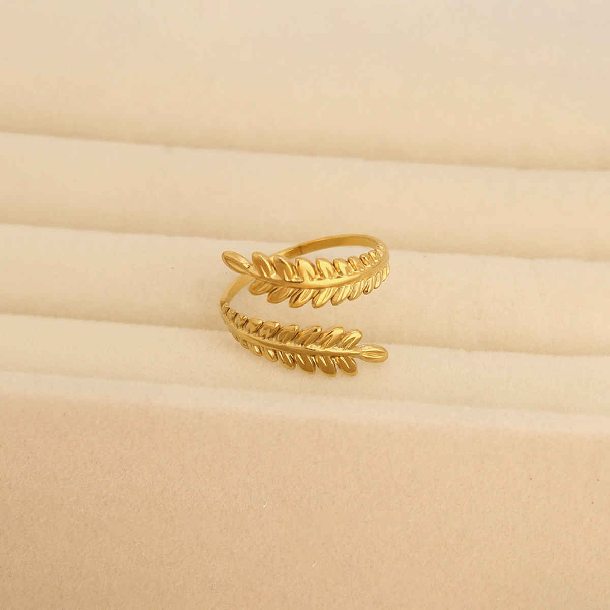 LabelShe Gold-Plated Stainless Steel Contemporary Adjustable Ring | LS-RNG-72210