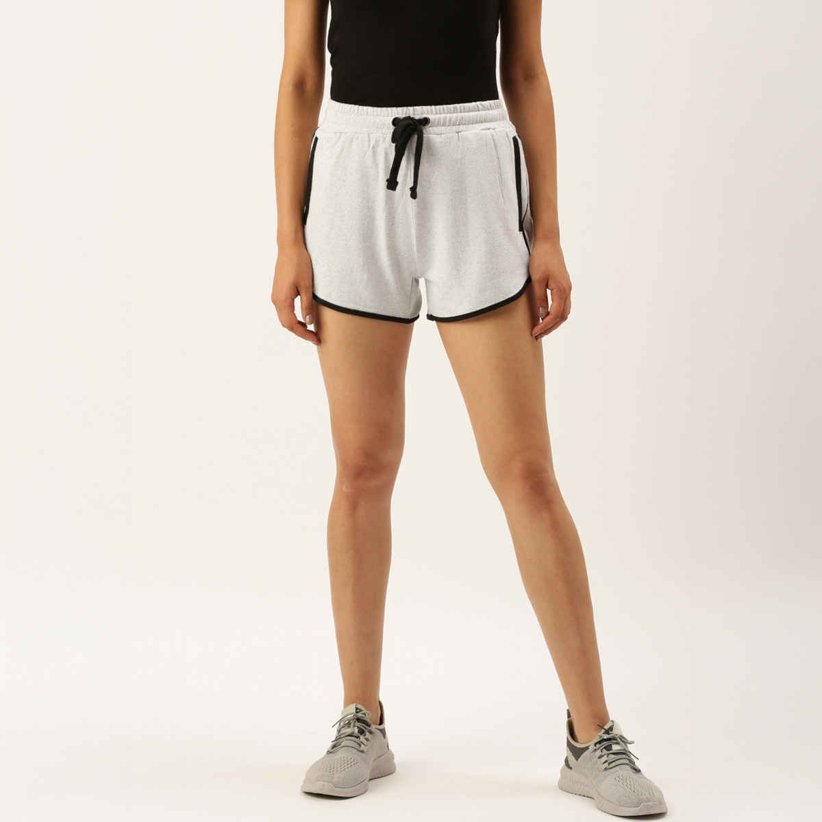 Arise Women's Shorts Aw204 White | XL