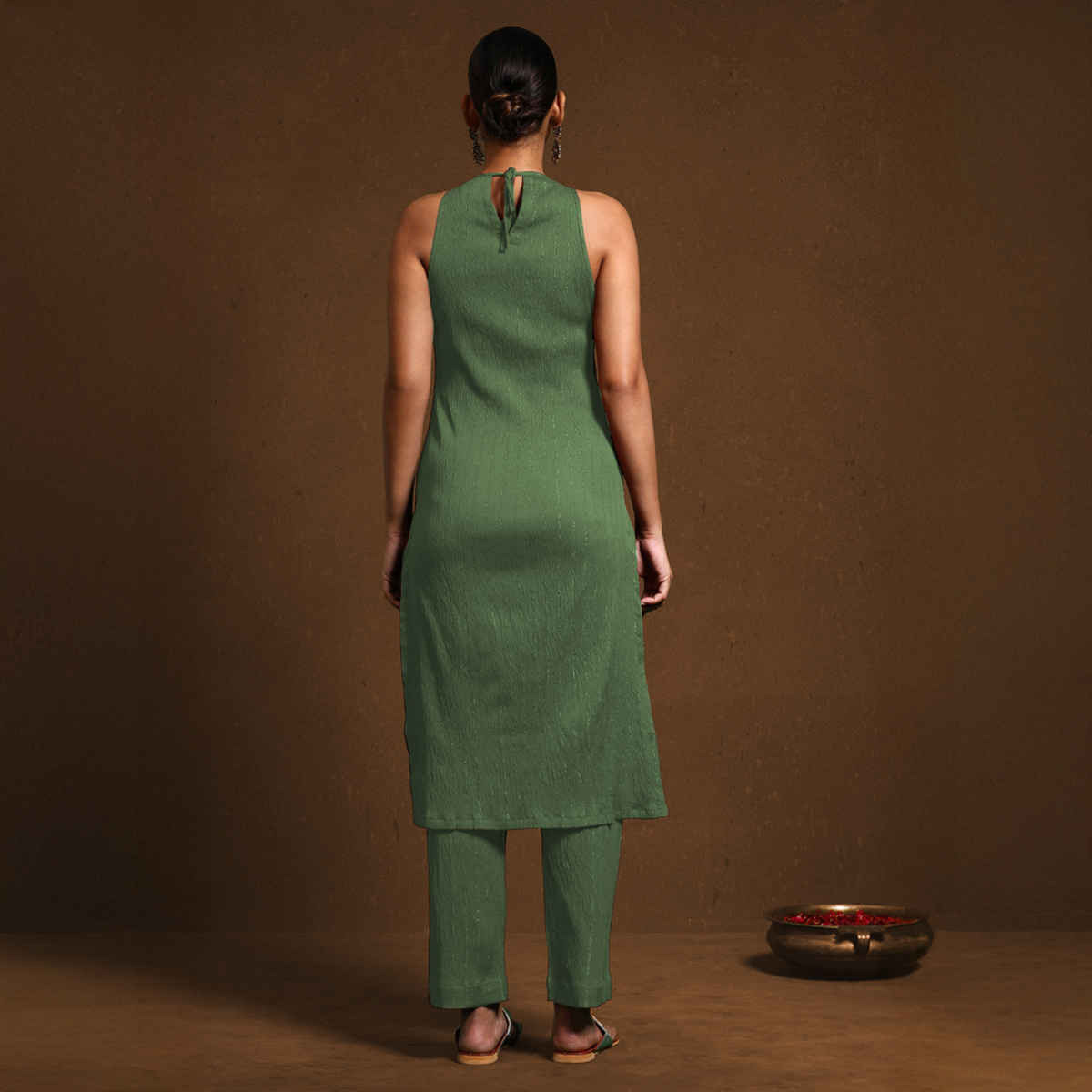 Varanga Women's Solid Halter Neck Kurta Set | Green - L