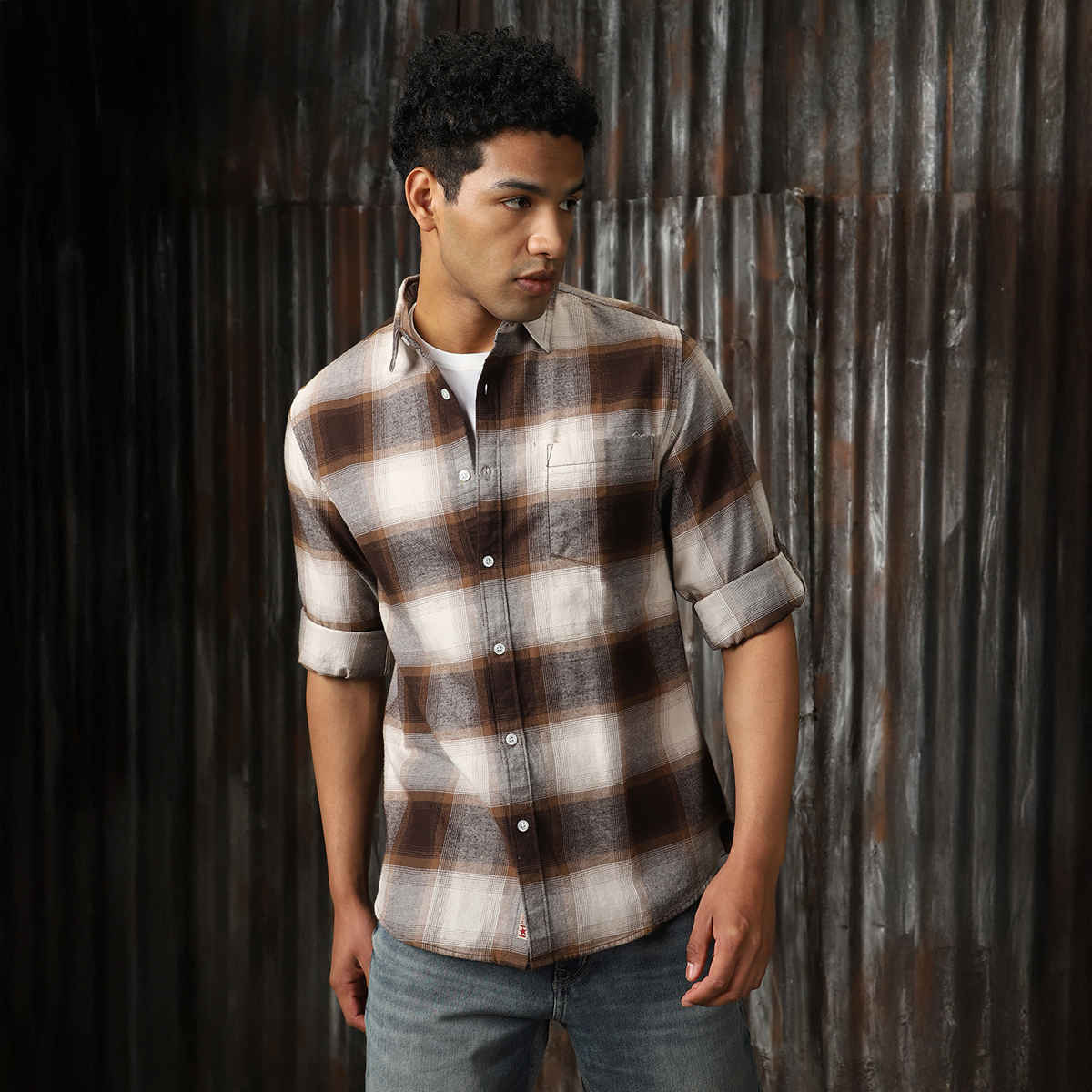 High Star Men Classic Spread Collar Checked Cotton Casual Brown Shirt (Size-40)