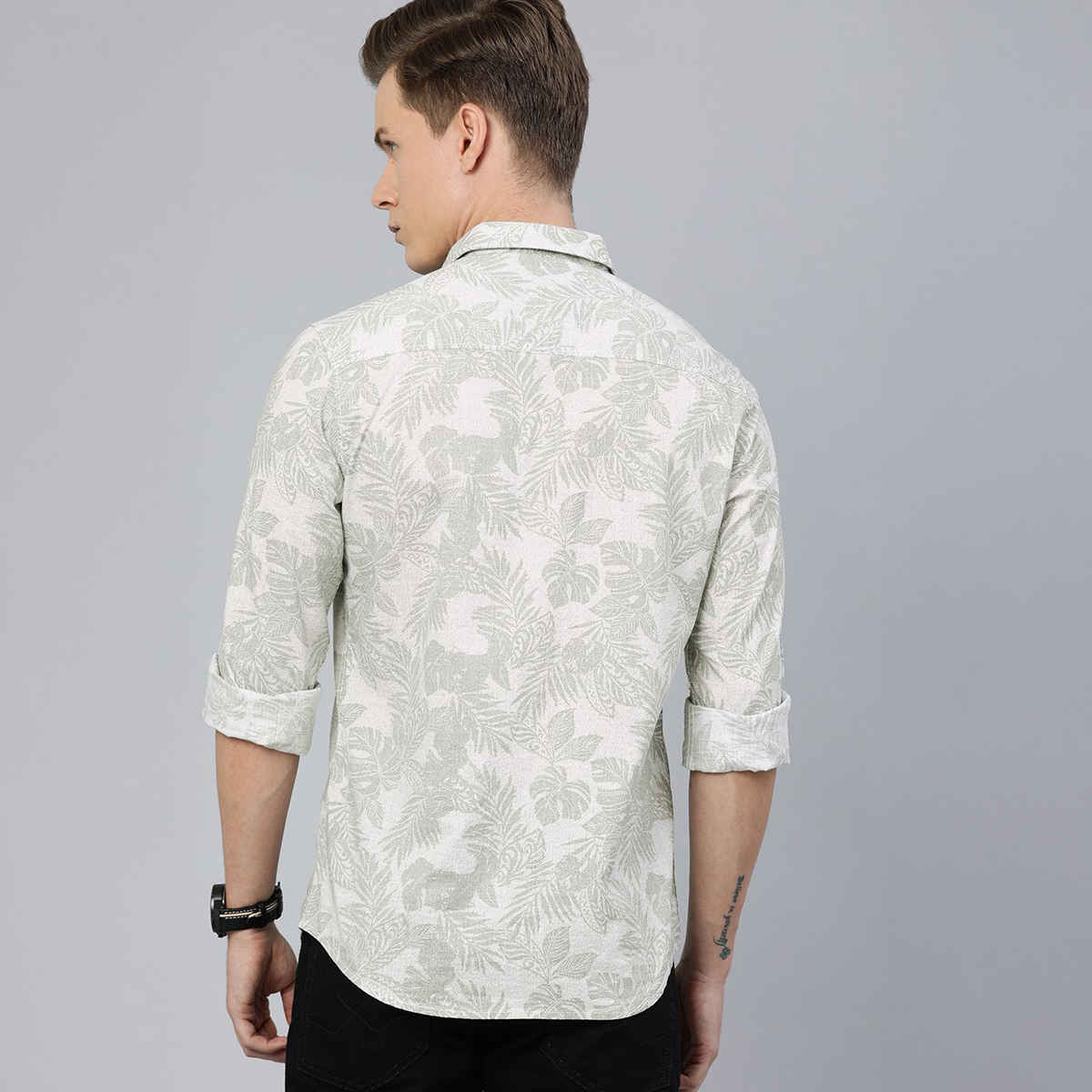 The Indian Garage Co Men's Slim Fit Tropical Casual Shirt | Grey - L