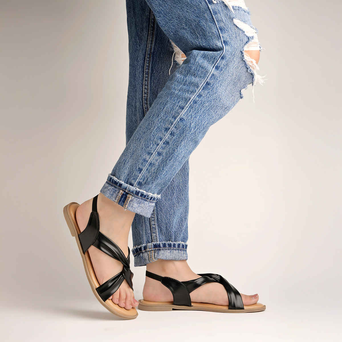 Shoetopia Cross Strap Black Flat Sandals For Women | UK 8