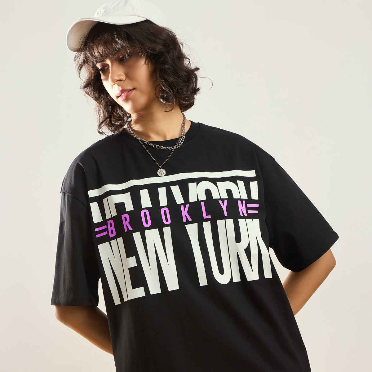 SASSAFRAS Women's NEW YORK Printed T-Shirt Dress | Black - XL